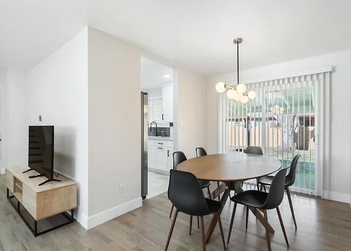 @ Marbella - Spacious And Modern Home In Arvada