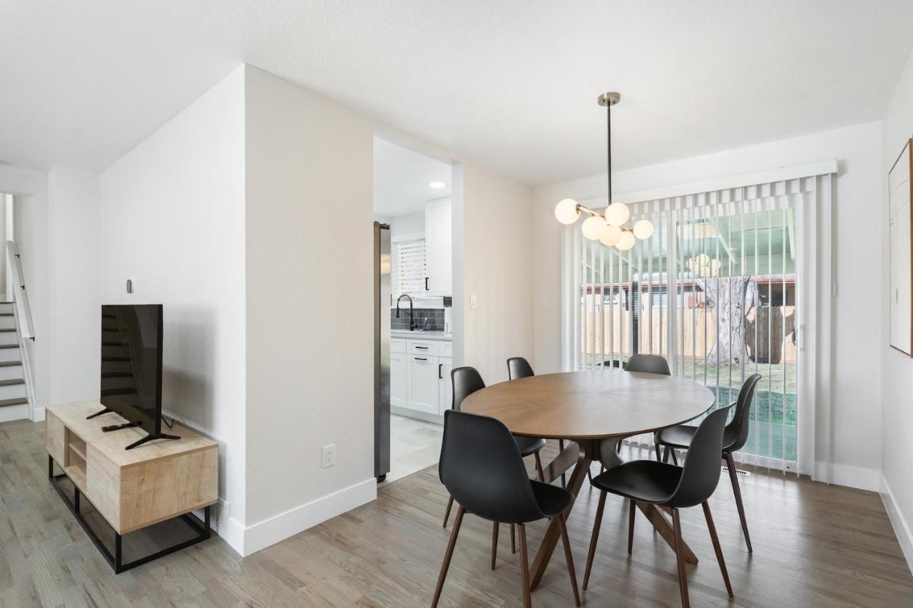 @ Marbella - Spacious And Modern In Arvada