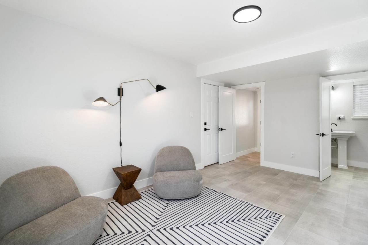 @ Marbella - Spacious And Modern In Arvada